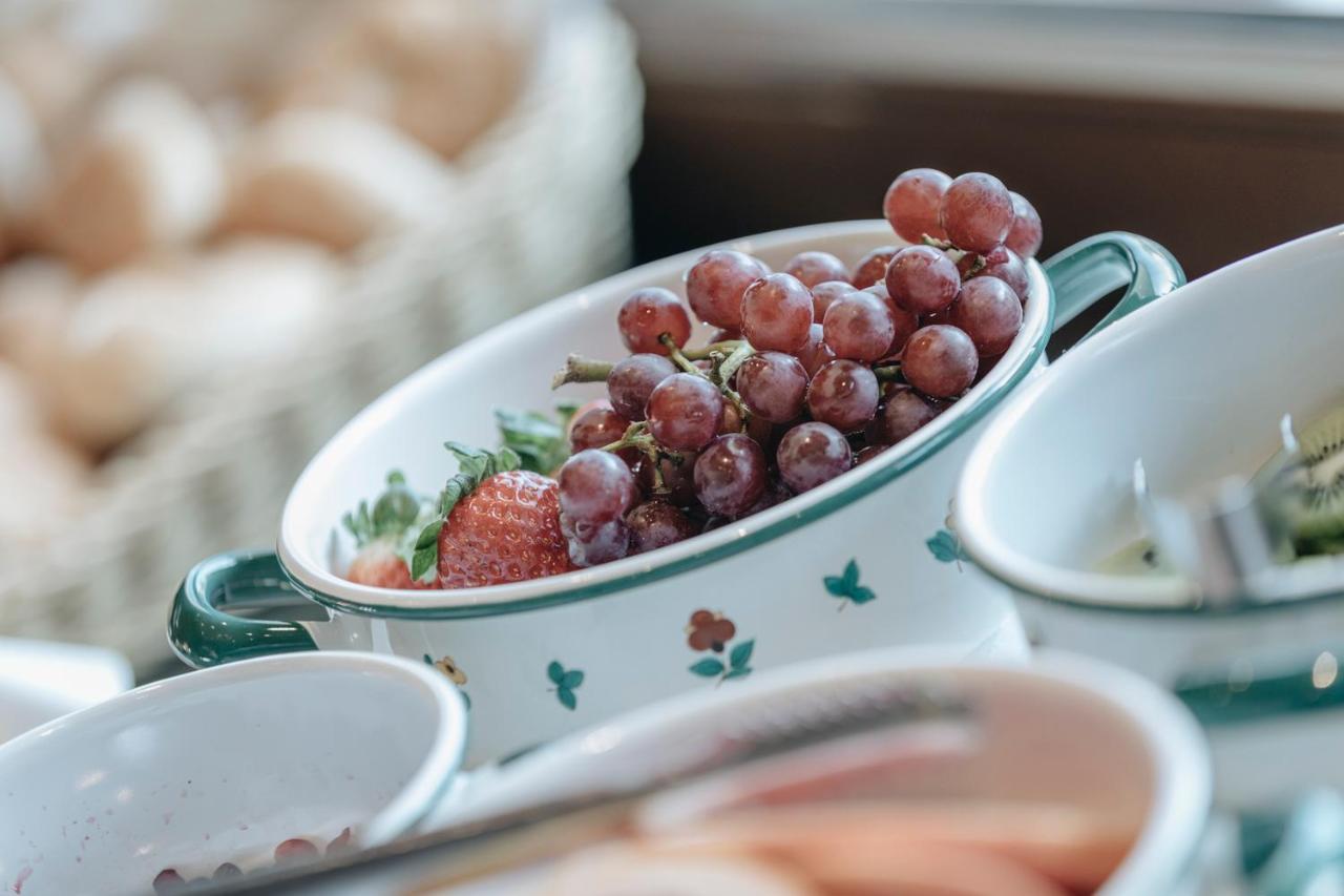 Der Greil - Wein & Gourmethotel ゼル エクステリア 写真